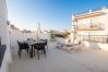 Maison mitoyenne à Nerja - Casa Chica : Maison de vacances avec toit-terrasse, Calle Cristo, Nerja
