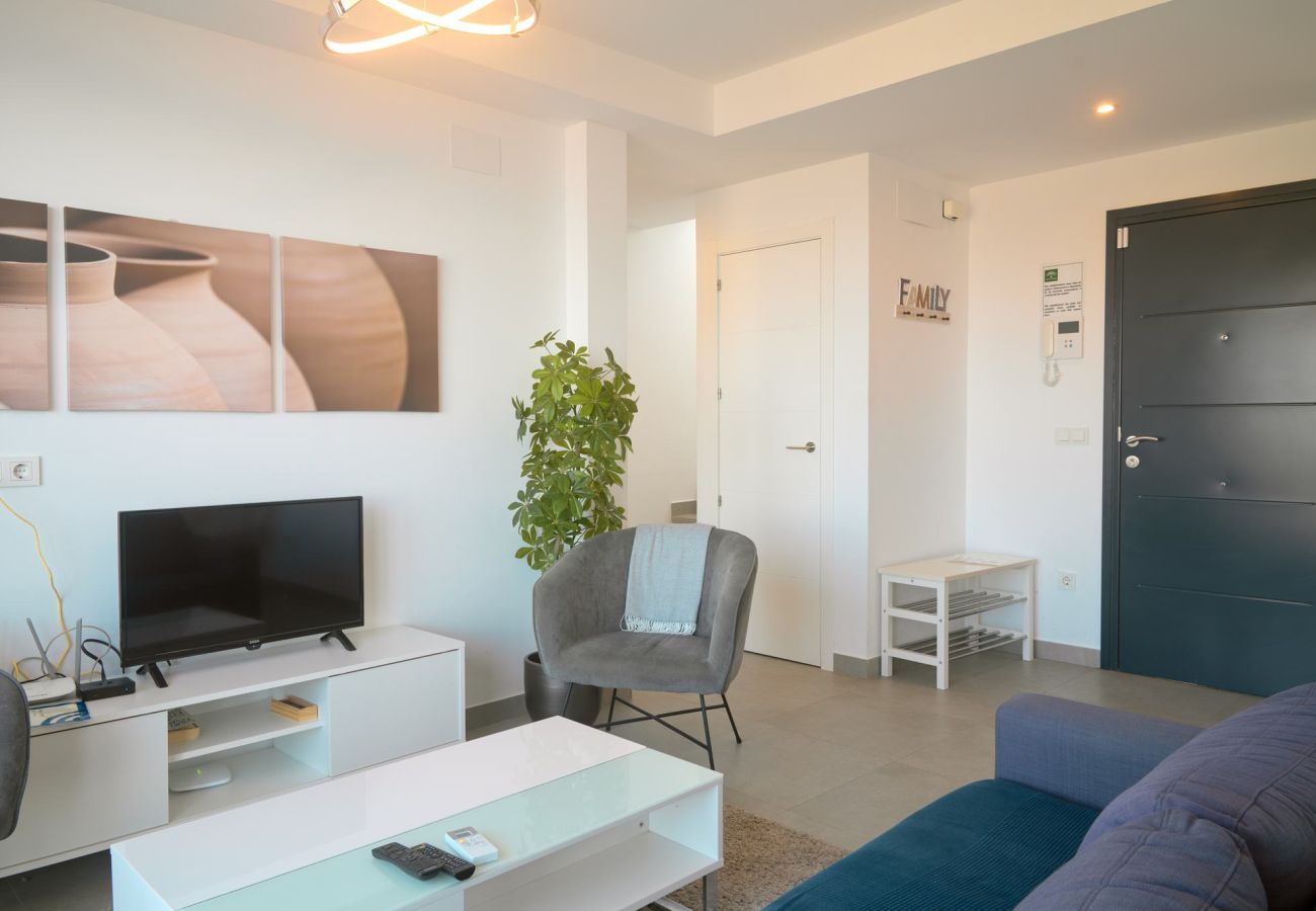 Appartement à Nerja - Penthouse Balcón del Mar D4: 3 Terrasses et Piscine Chauffée