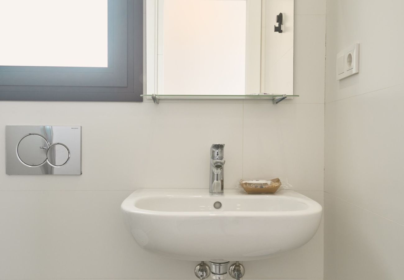 Appartement à Nerja - Penthouse Balcón del Mar D4: 3 Terrasses et Piscine Chauffée