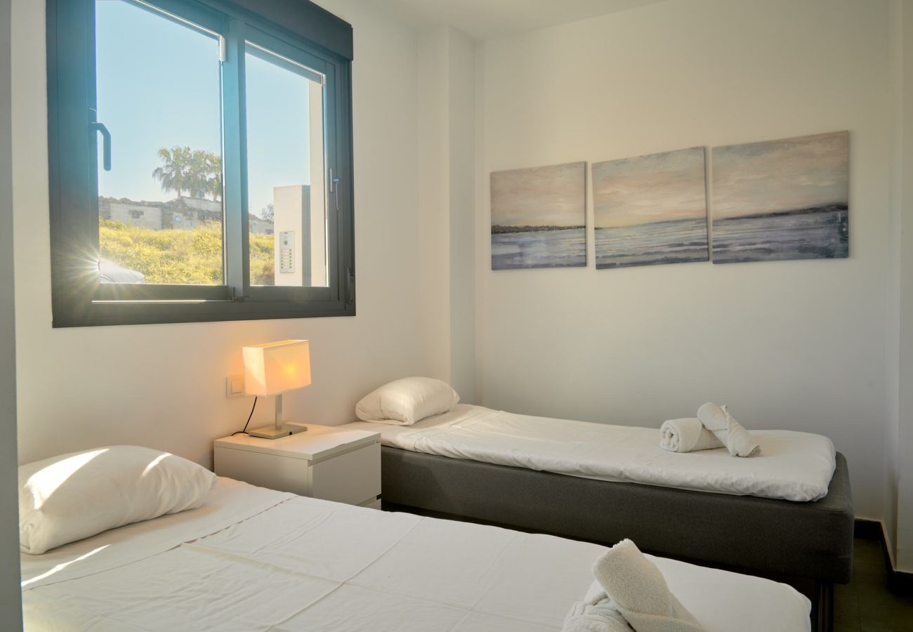 Appartement à Nerja - Penthouse Balcón del Mar D4: 3 Terrasses et Piscine Chauffée