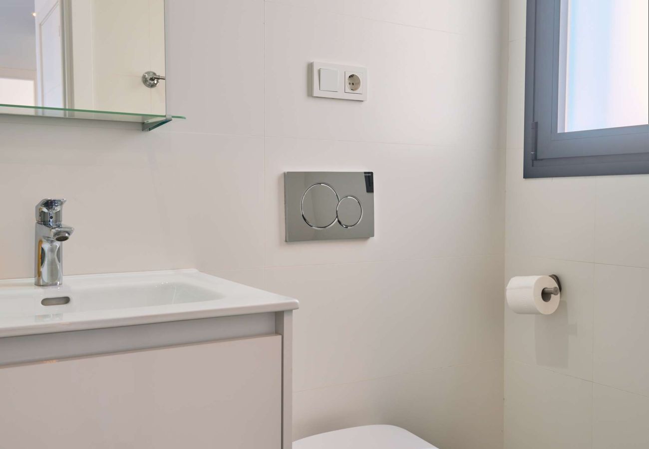 Appartement à Nerja - Penthouse Balcón del Mar D4: 3 Terrasses et Piscine Chauffée