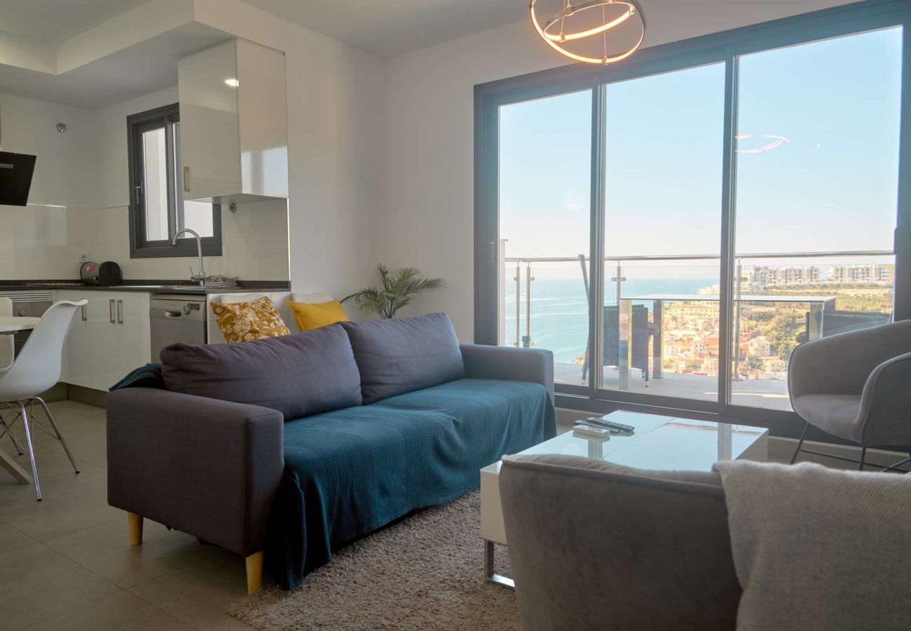 Appartement à Nerja - Penthouse Balcón del Mar D4: 3 Terrasses et Piscine Chauffée