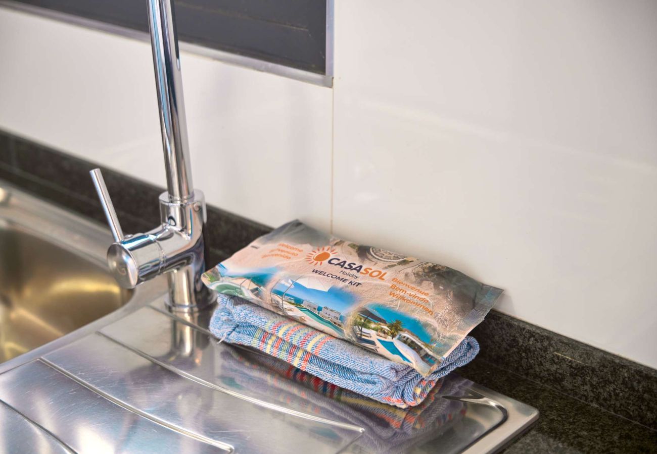 Appartement à Nerja - Penthouse Balcón del Mar D4: 3 Terrasses et Piscine Chauffée