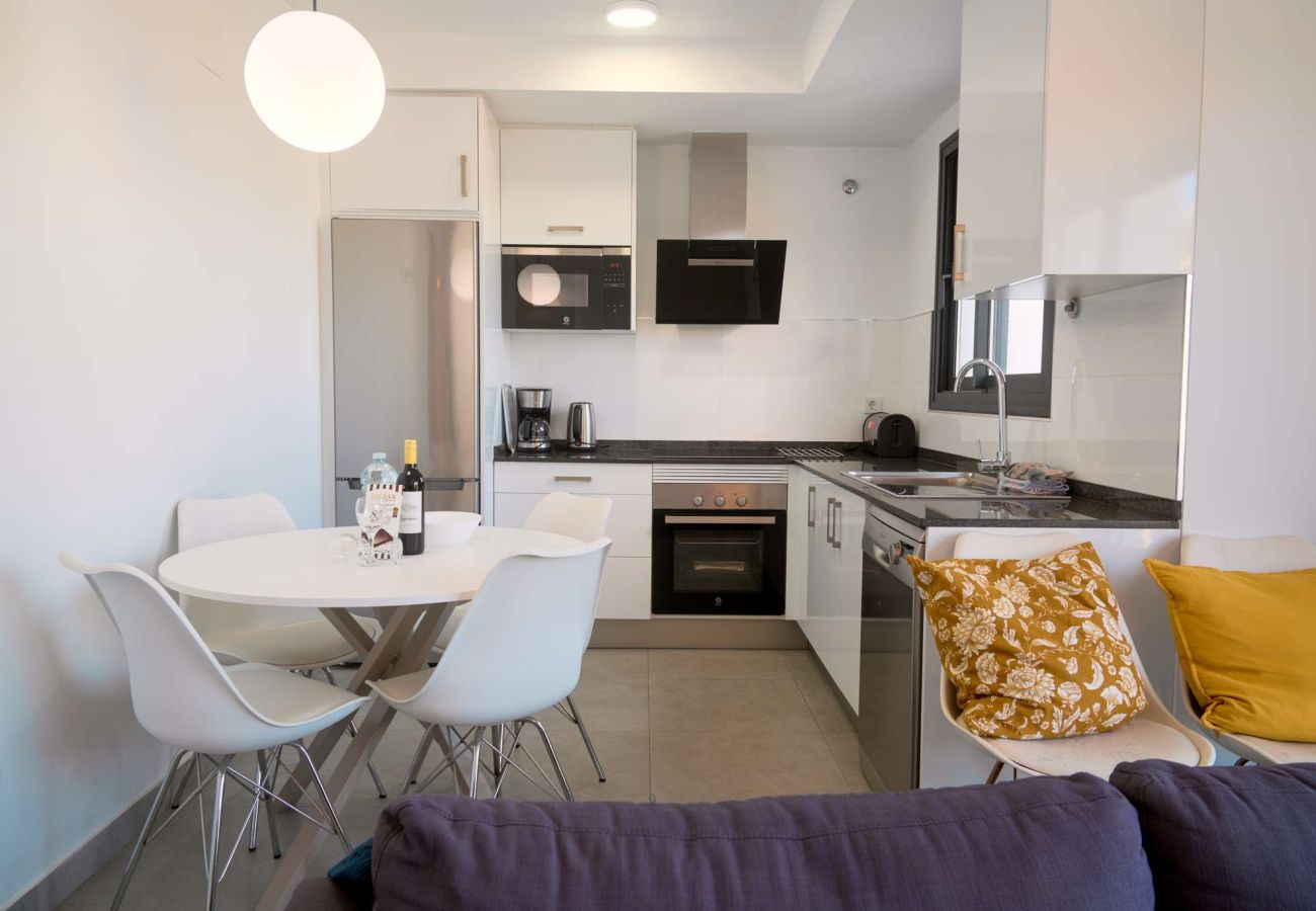 Appartement à Nerja - Penthouse Balcón del Mar D4: 3 Terrasses et Piscine Chauffée