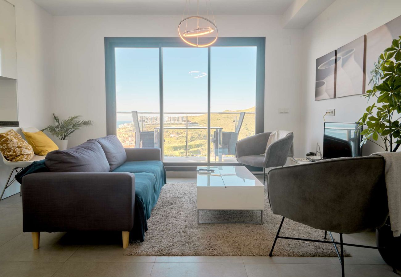 Appartement à Nerja - Penthouse Balcón del Mar D4: 3 Terrasses et Piscine Chauffée