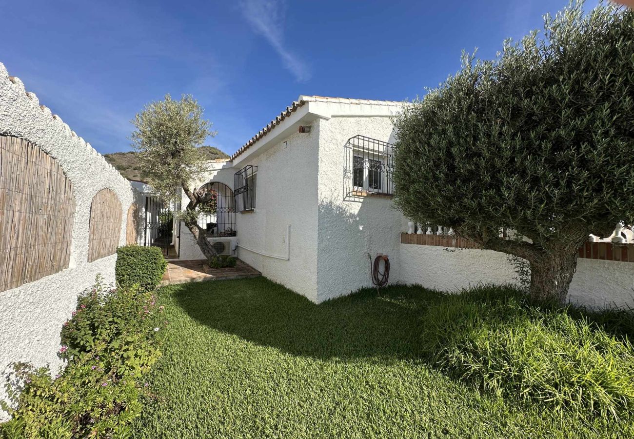 Villa à Nerja - Villa Jackson (La Casita) : Villa avec piscine privée à Fuente del Badén, Nerja