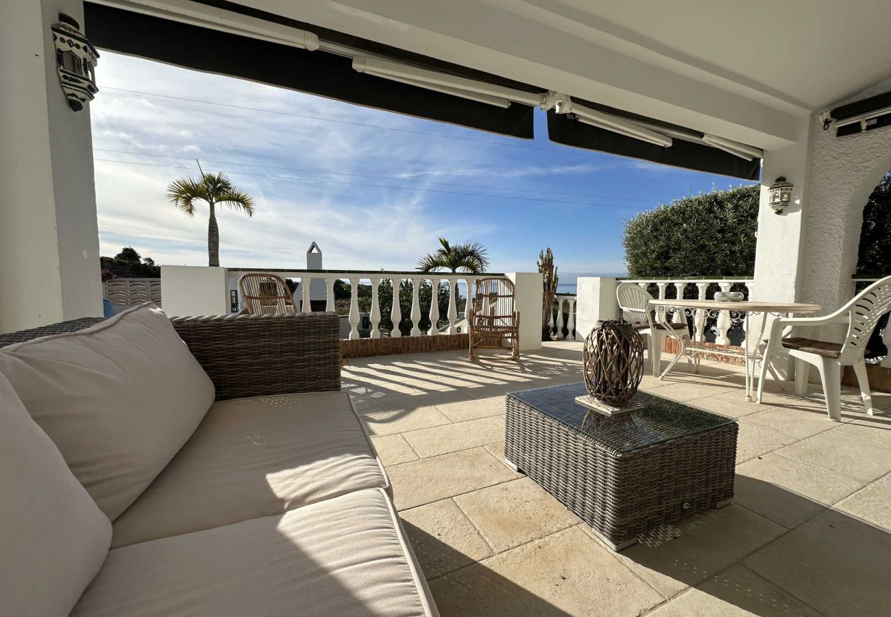 Villa à Nerja - Villa Jackson (La Casita) : Villa avec piscine privée à Fuente del Badén, Nerja