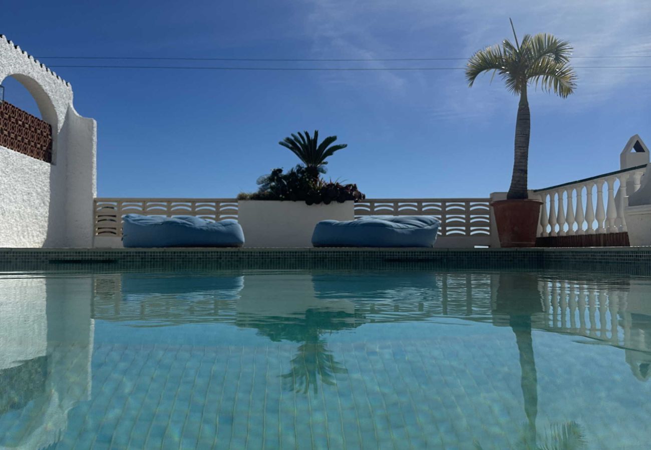 Villa à Nerja - Villa Jackson (La Casita) : Villa avec piscine privée à Fuente del Badén, Nerja
