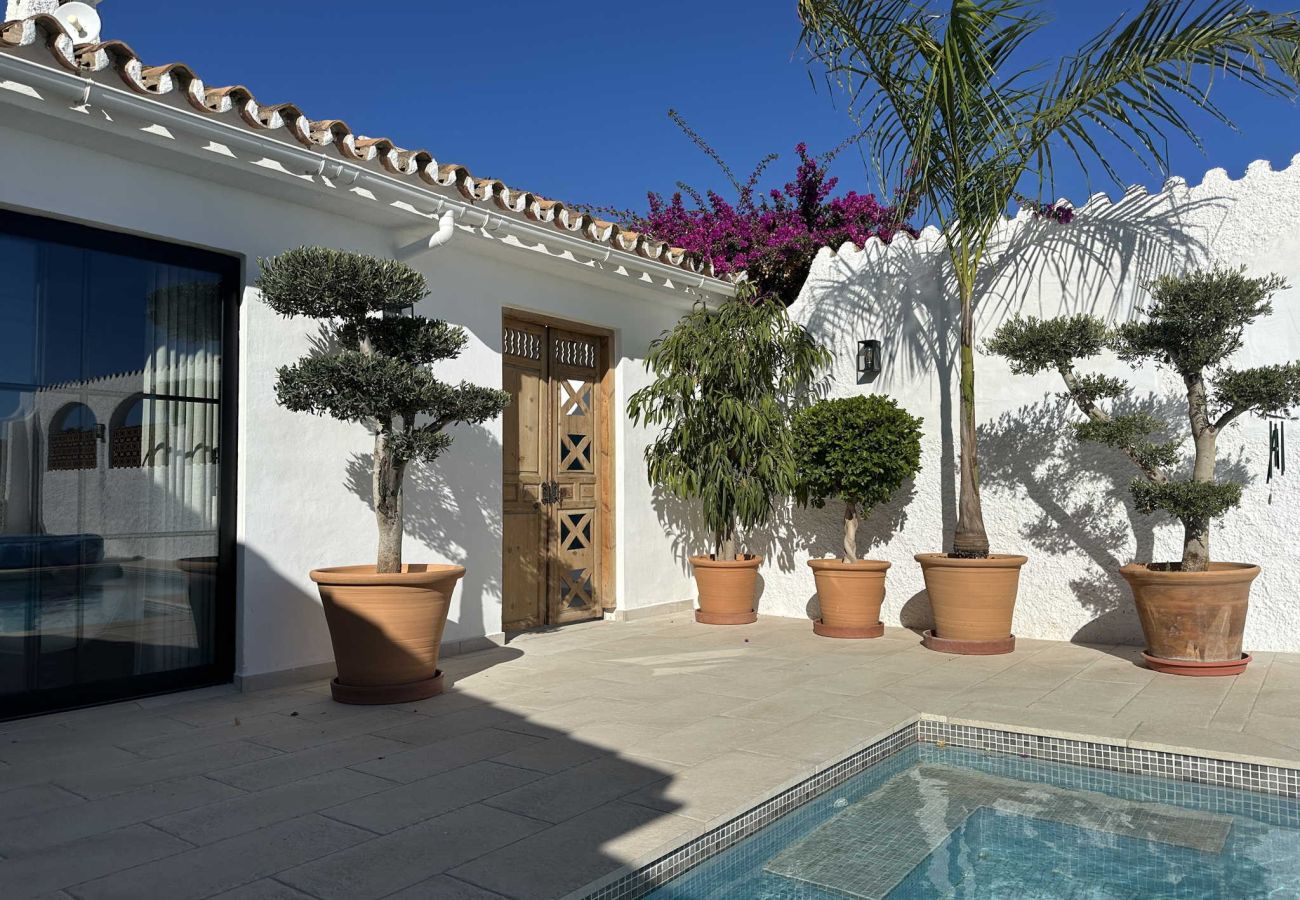 Villa à Nerja - Villa Jackson (La Casita) : Villa avec piscine privée à Fuente del Badén, Nerja