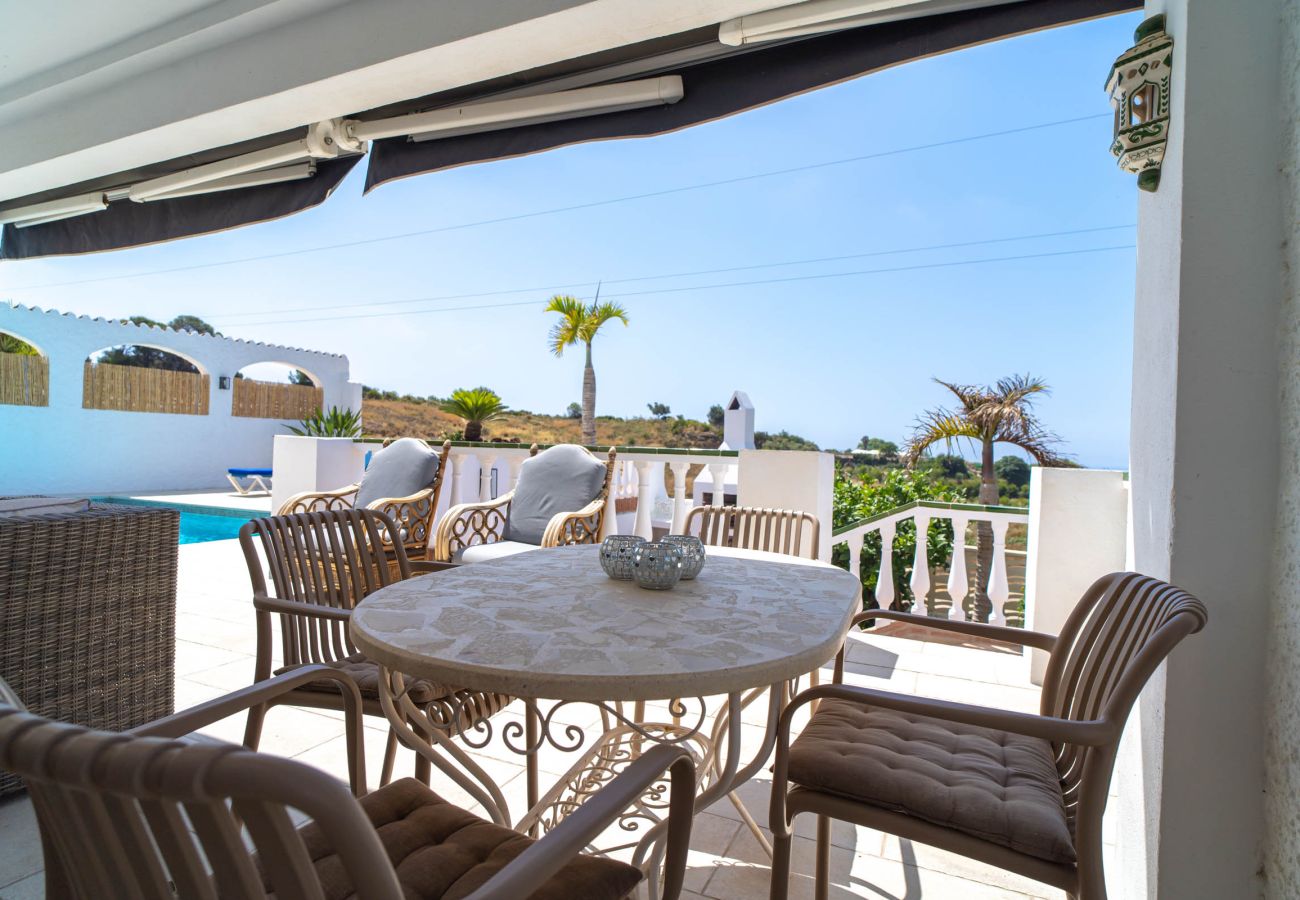 Villa à Nerja - Villa La Casita : Villa avec piscine privée à Fuente del Badén, Nerja