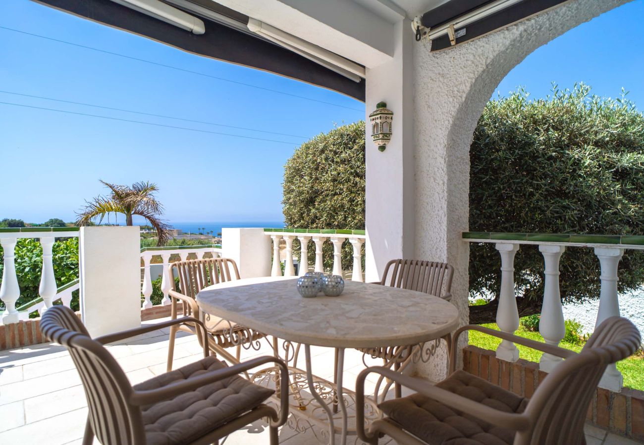 Villa à Nerja - Villa La Casita : Villa avec piscine privée à Fuente del Badén, Nerja