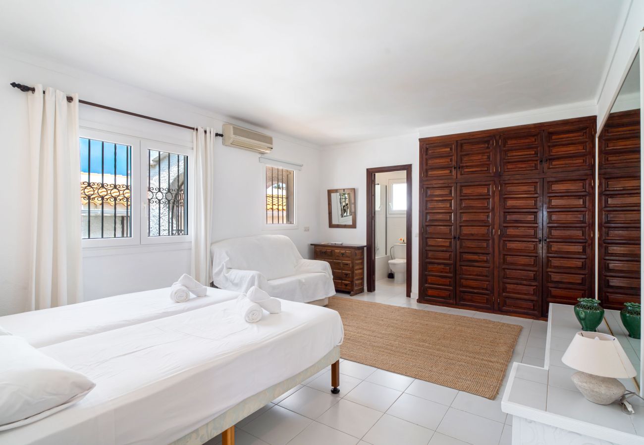 Villa à Nerja - Villa La Casita : Villa avec piscine privée à Fuente del Badén, Nerja