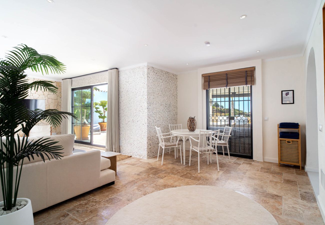 Villa à Nerja - Villa La Casita : Villa avec piscine privée à Fuente del Badén, Nerja