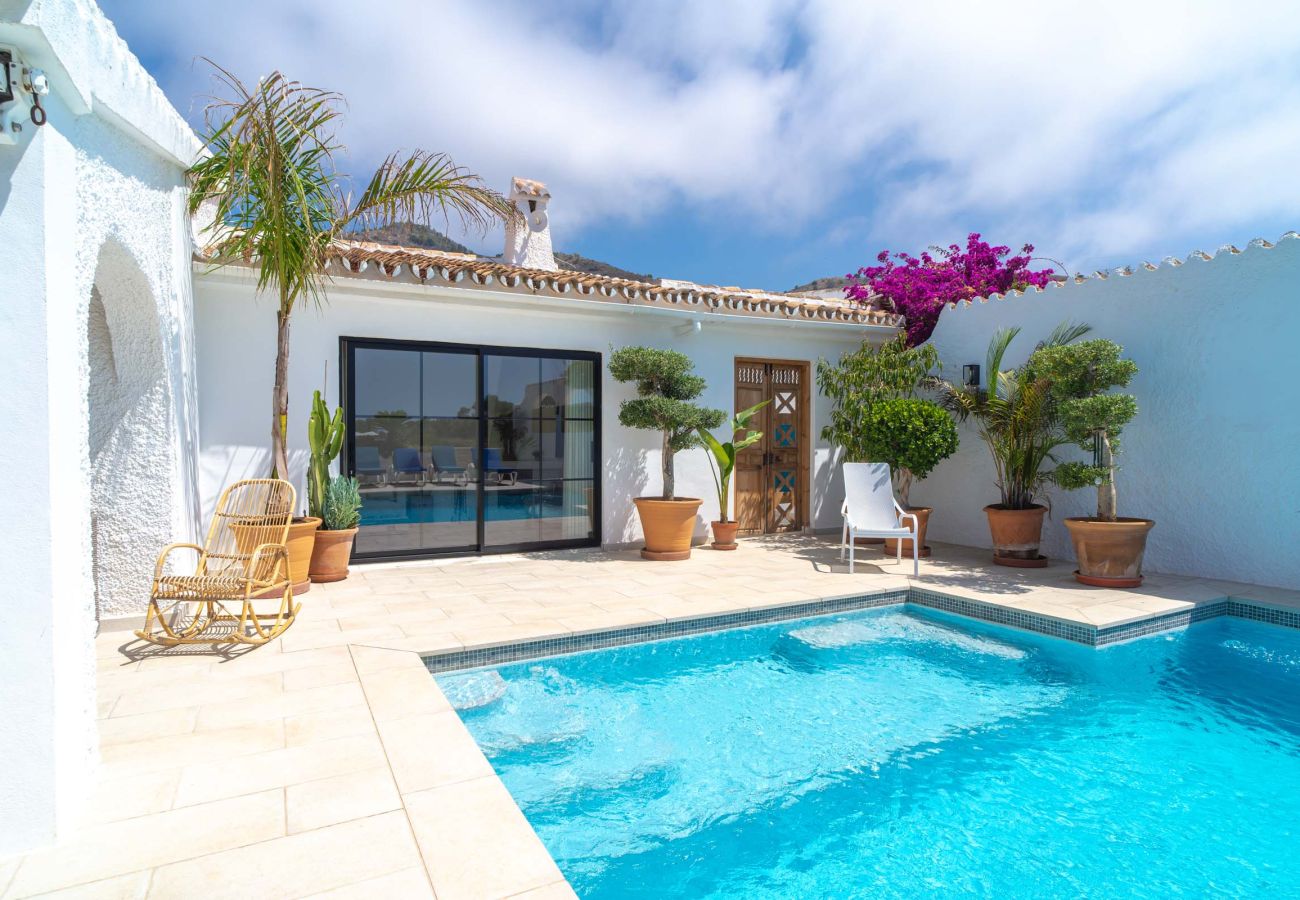 Villa à Nerja - Villa La Casita : Villa avec piscine privée à Fuente del Badén, Nerja