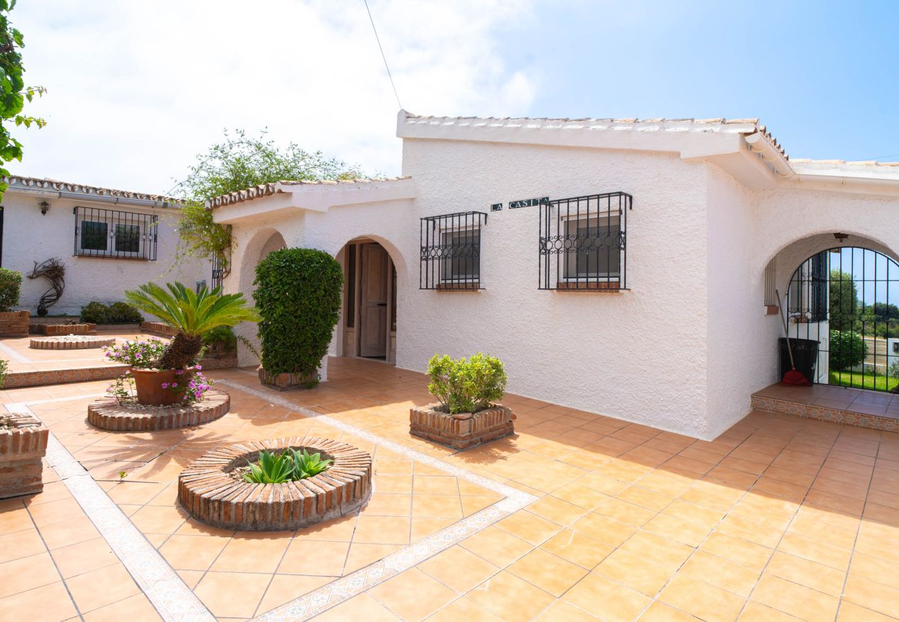 Villa à Nerja - Villa La Casita : Villa avec piscine privée à Fuente del Badén, Nerja