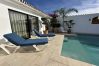 Villa à Nerja - Villa La Casita : Villa avec piscine privée à Fuente del Badén, Nerja