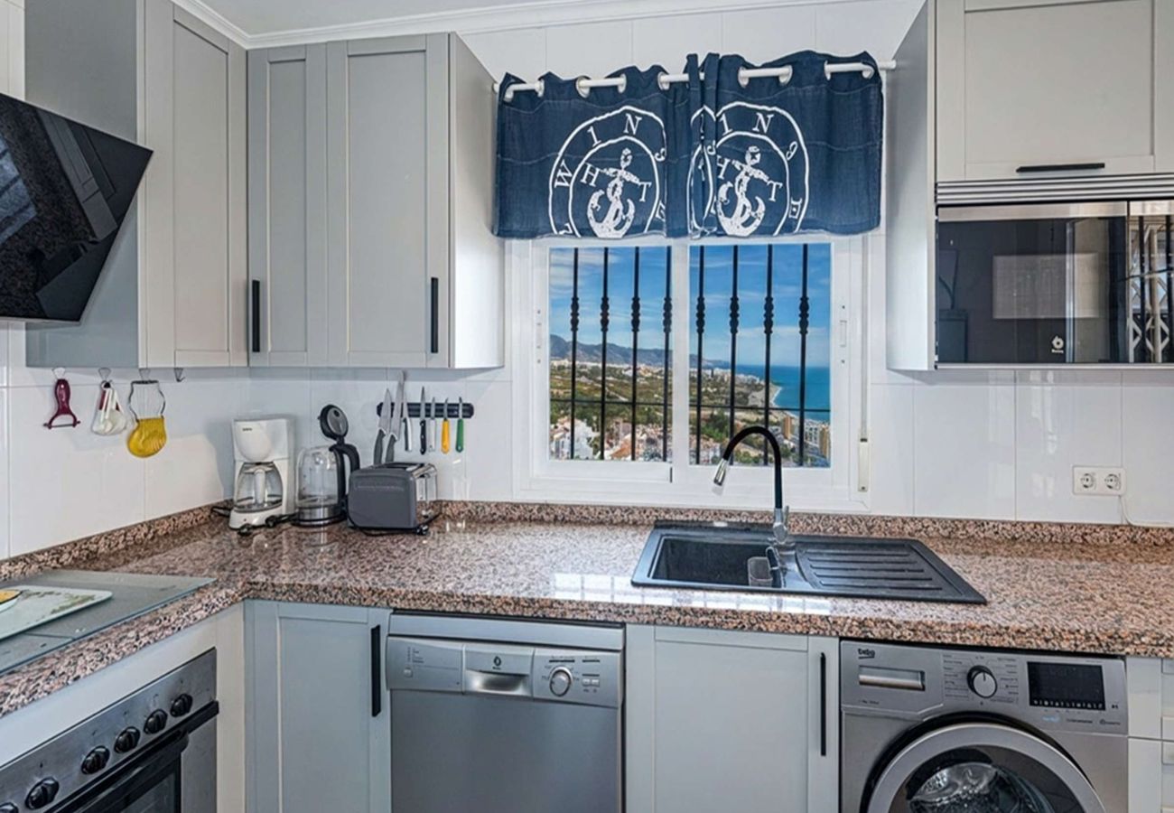 Villa à Nerja - Villa Punta Lara 15: Villa avec Piscine Privée pour 5 avec Vue Mer, Nerja