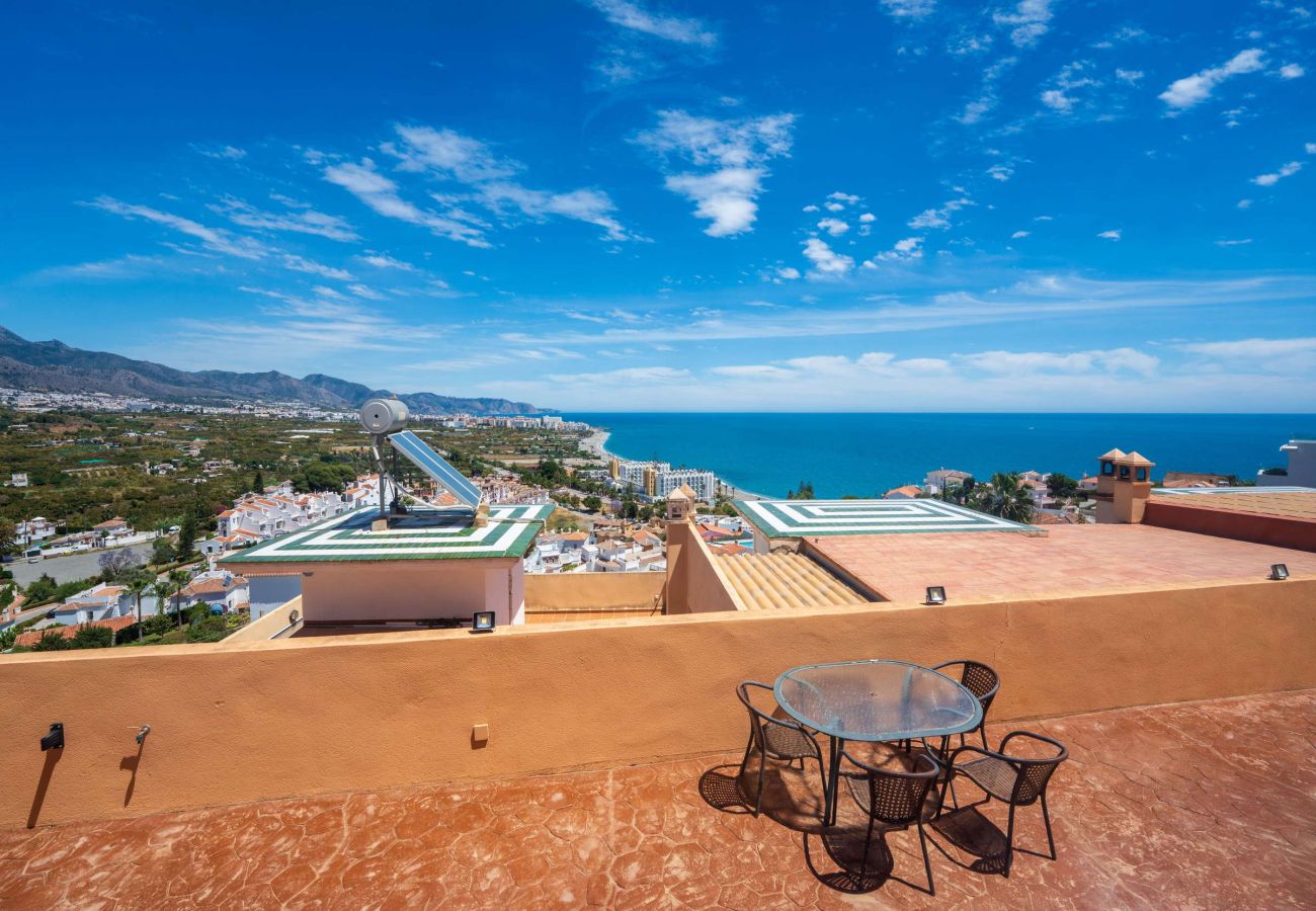 Villa à Nerja - Villa Punta Lara 15: Villa avec Piscine Privée pour 5 avec Vue Mer, Nerja