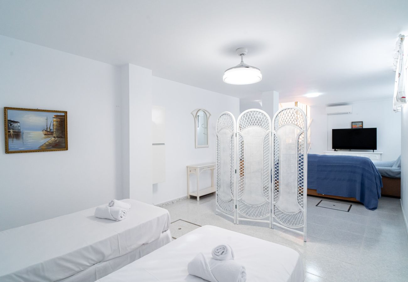 Villa à Nerja - Villa Punta Lara 15: Villa avec Piscine Privée pour 5 avec Vue Mer, Nerja