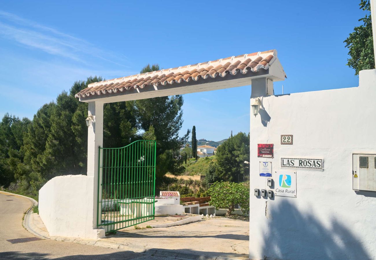 Gîte Rural à Frigiliana - Las Rosas 6 - Appartement rural familial entre Nerja et Frigiliana