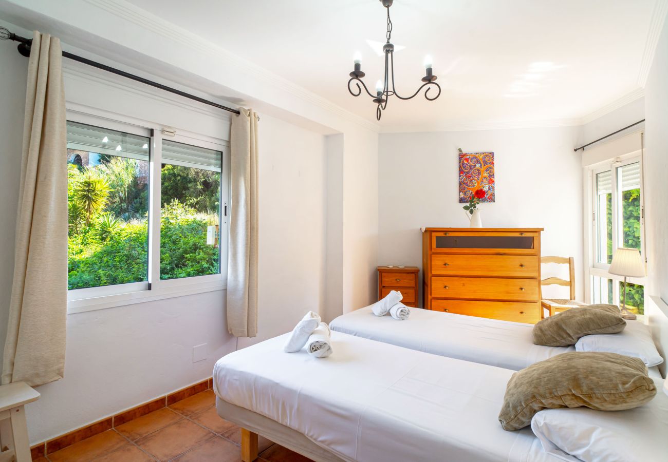 Appartement à Nerja - Tahiti 2 7 : Appartement familial pour 4 personnes à Playa Burriana, Nerja