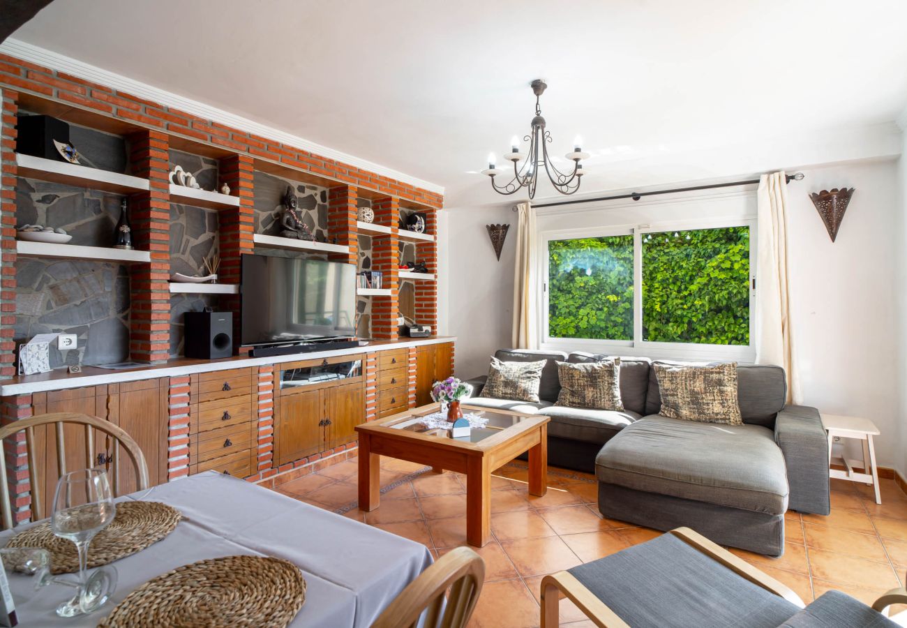 Appartement à Nerja - Tahiti 2 7 : Appartement familial pour 4 personnes à Playa Burriana, Nerja