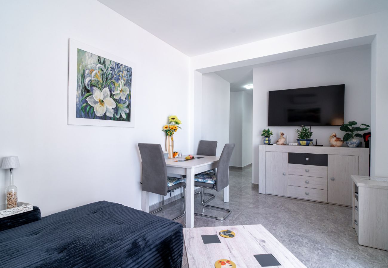 Appartement à Nerja - Chaparil Seaview - Appartement pour Couples proche Plage Torrecilla