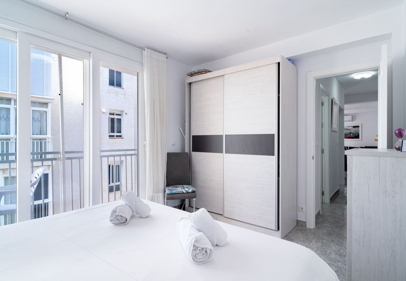 Appartement à Nerja - Chaparil Seaview - Appartement pour Couples proche Plage Torrecilla
