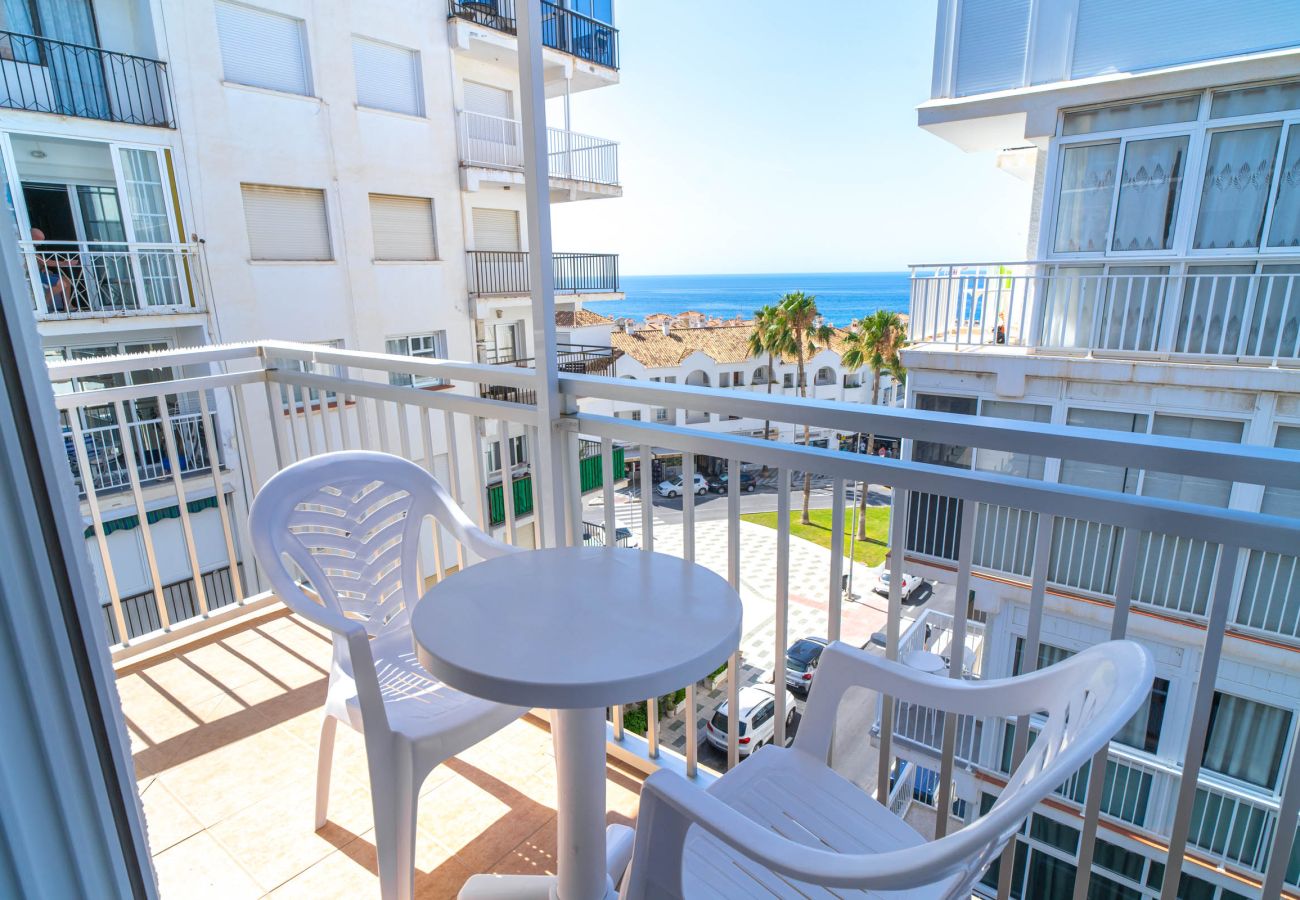 Appartement à Nerja - Chaparil Seaview - Appartement pour Couples proche Plage Torrecilla