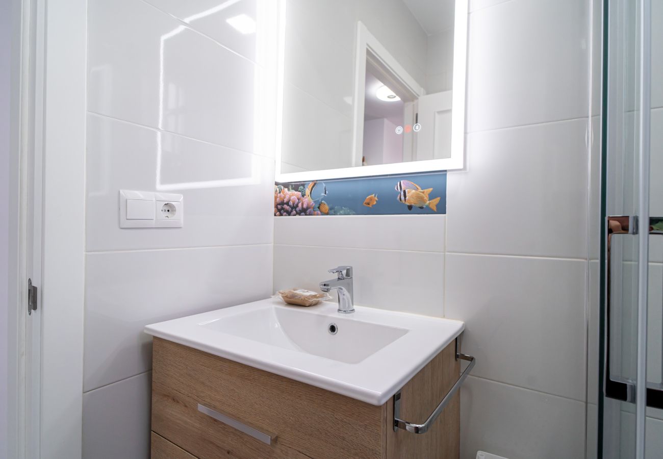 Appartement à Nerja - Chaparil Seaview - Appartement pour Couples proche Plage Torrecilla
