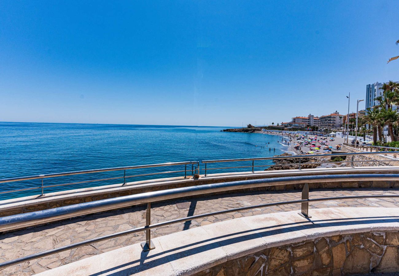 Appartement à Nerja - Chaparil Seaview - Appartement pour Couples proche Plage Torrecilla