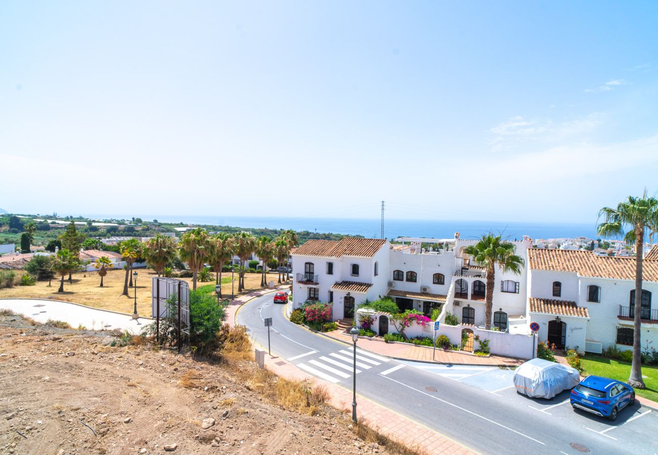 Villa à Nerja - Casa Mezcal - Villa pour 4 personnes avec piscine privée et jacuzzi à Nerja