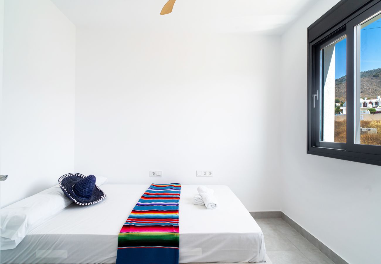 Villa à Nerja - Casa Mezcal - Villa pour 4 personnes avec piscine privée et jacuzzi à Nerja