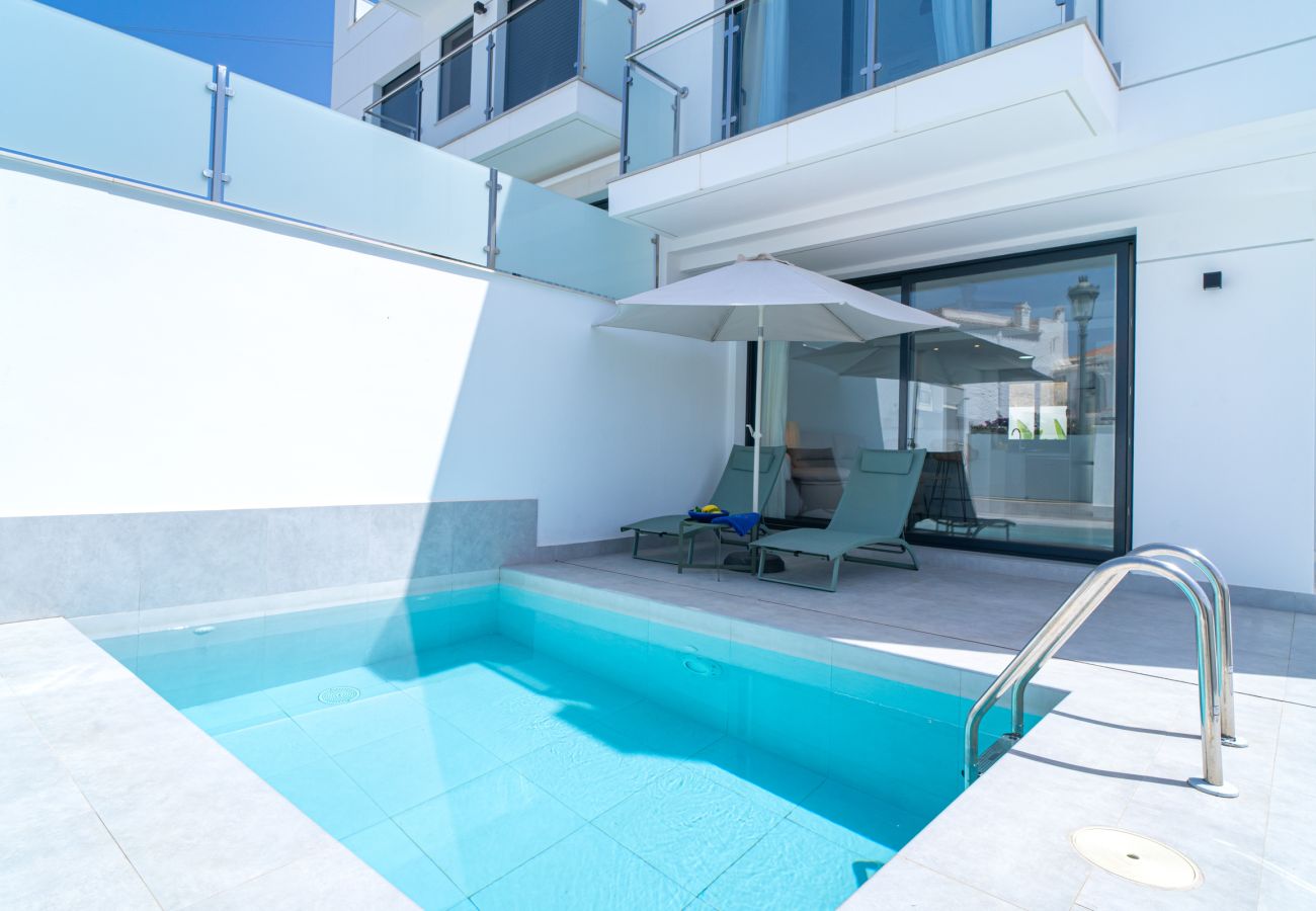 Villa à Nerja - Casa Mezcal - Villa pour 4 personnes avec piscine privée et jacuzzi à Nerja
