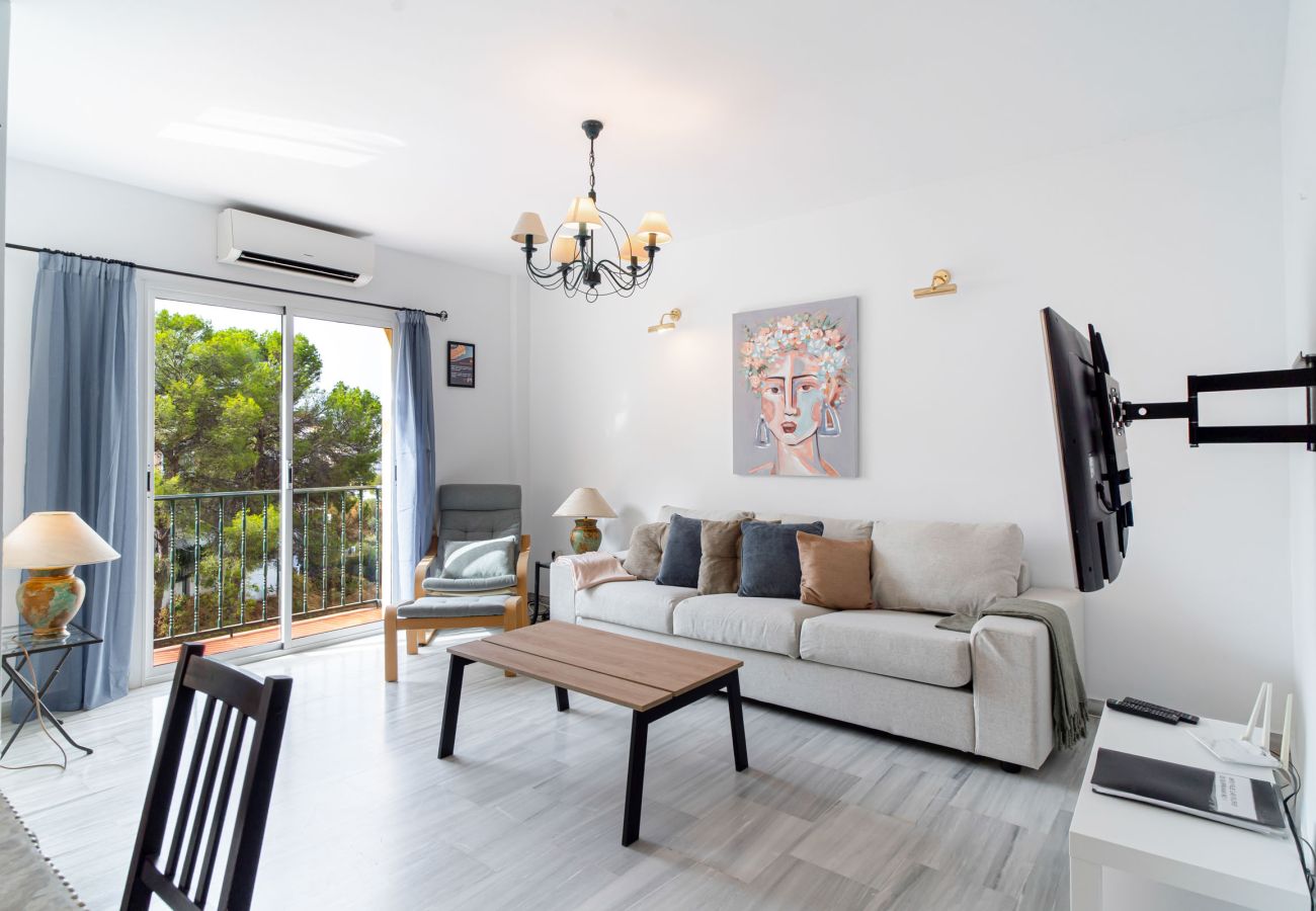 Salon avec terrasse à Flores de Burriana : maison de 5 pièces avec 3 chambres et piscine